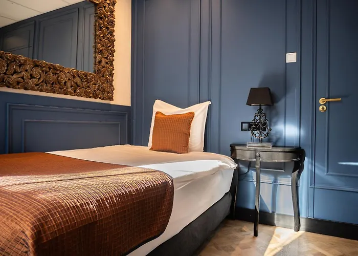 Hotel Sebastians